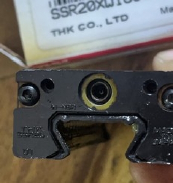 CON TRƯỢT THK SSR20XW1UUC1